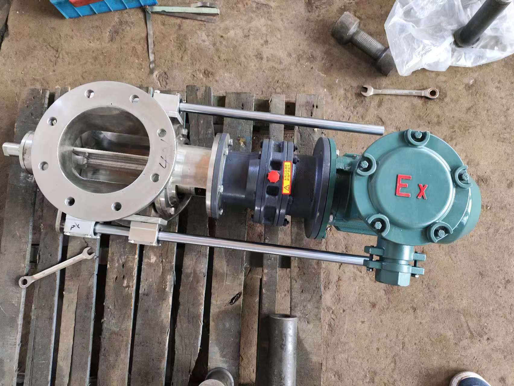 拉桿式關風機